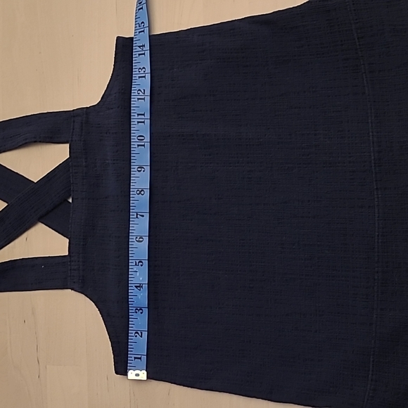 EUC Madewell Navy Apron Top with Criss Cross Straps and Button Details - Picture 4 of 9